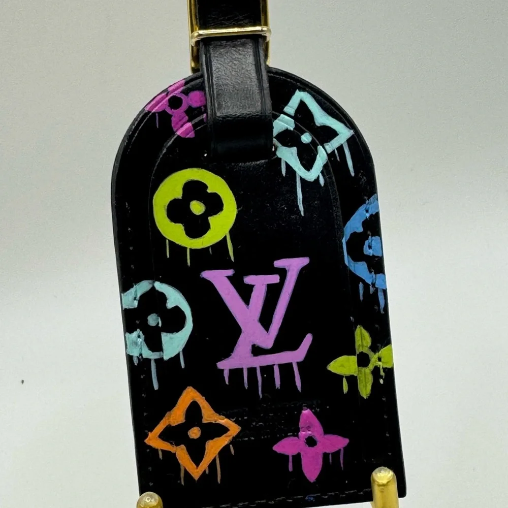 SOLD IN STORE-Louis Vuitton luggage tag with Poinette custom painted. - Picture 3 of 5